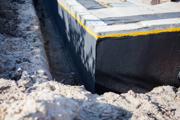 Professional Foundation Crack Repair technician working in Kent, WA